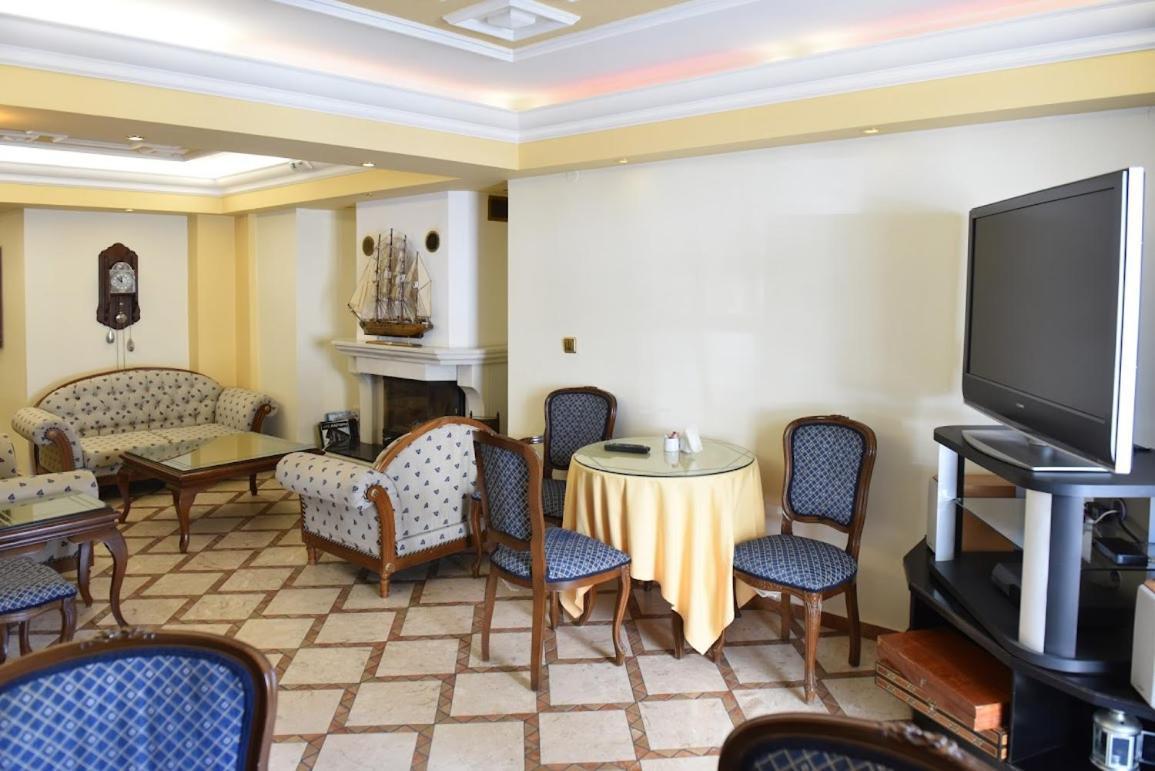 Aiolis Hotel Костур Екстериор снимка