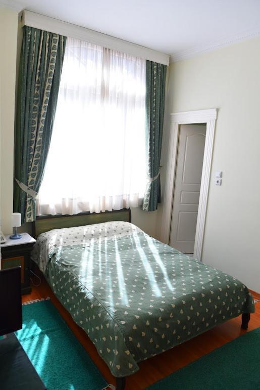 Aiolis Hotel Костур Екстериор снимка